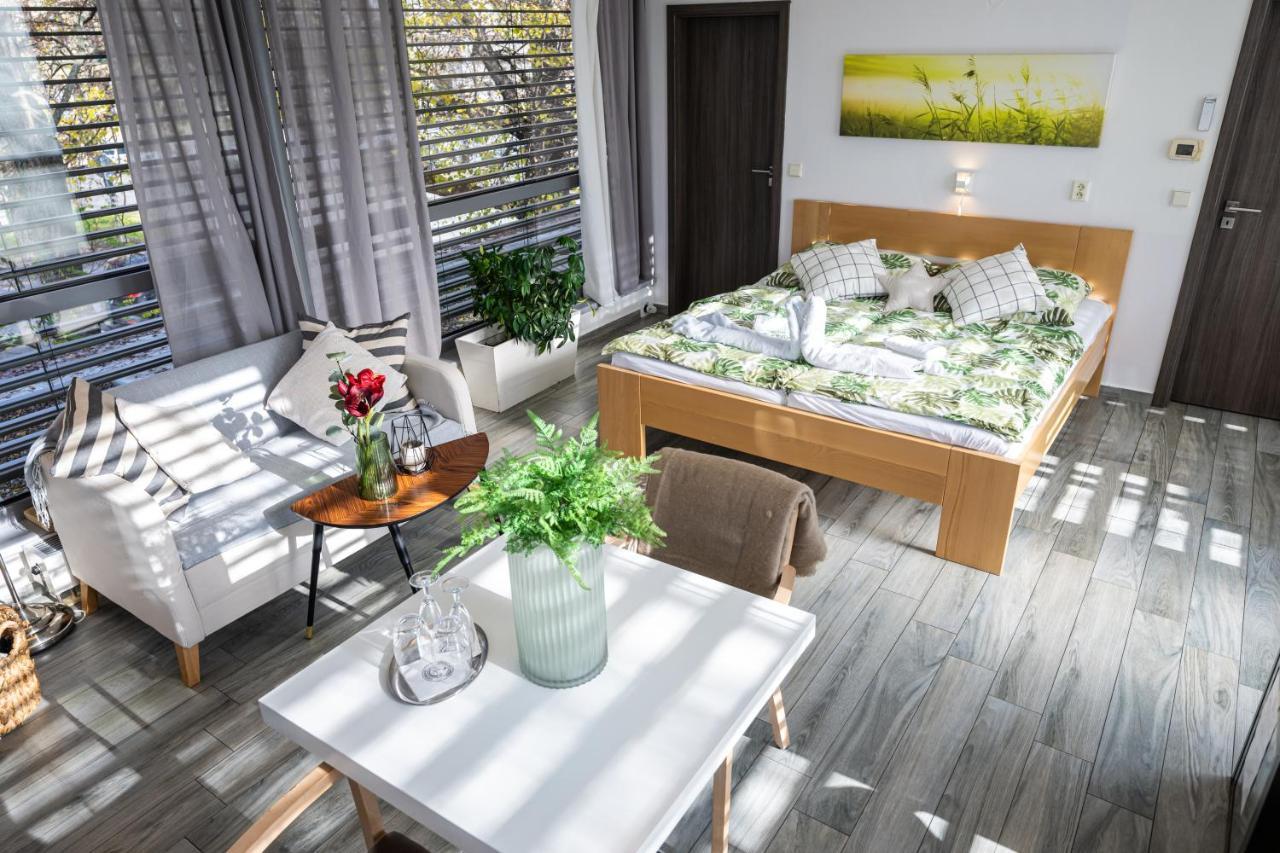 Atelier Lanna Bed & Breakfast Ceske Budejovice Exterior photo